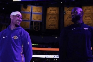 NBA篮网vs尼克斯_NBA篮网vs尼克斯免费观看_NBA篮网vs尼克斯高清无插件直播